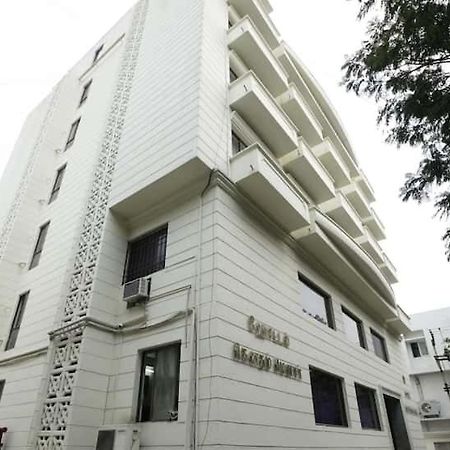 Hotel Goutham Manor Chennai Exterior photo