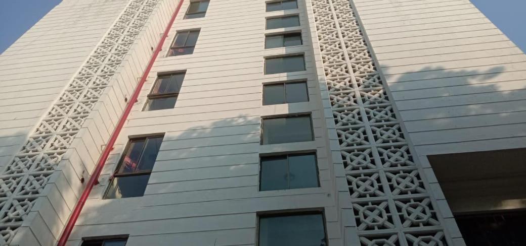 Hotel Goutham Manor Chennai Exterior photo